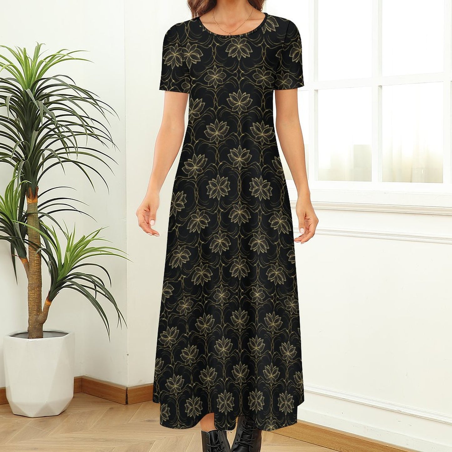 Round Neck Short Sleeve Dress
