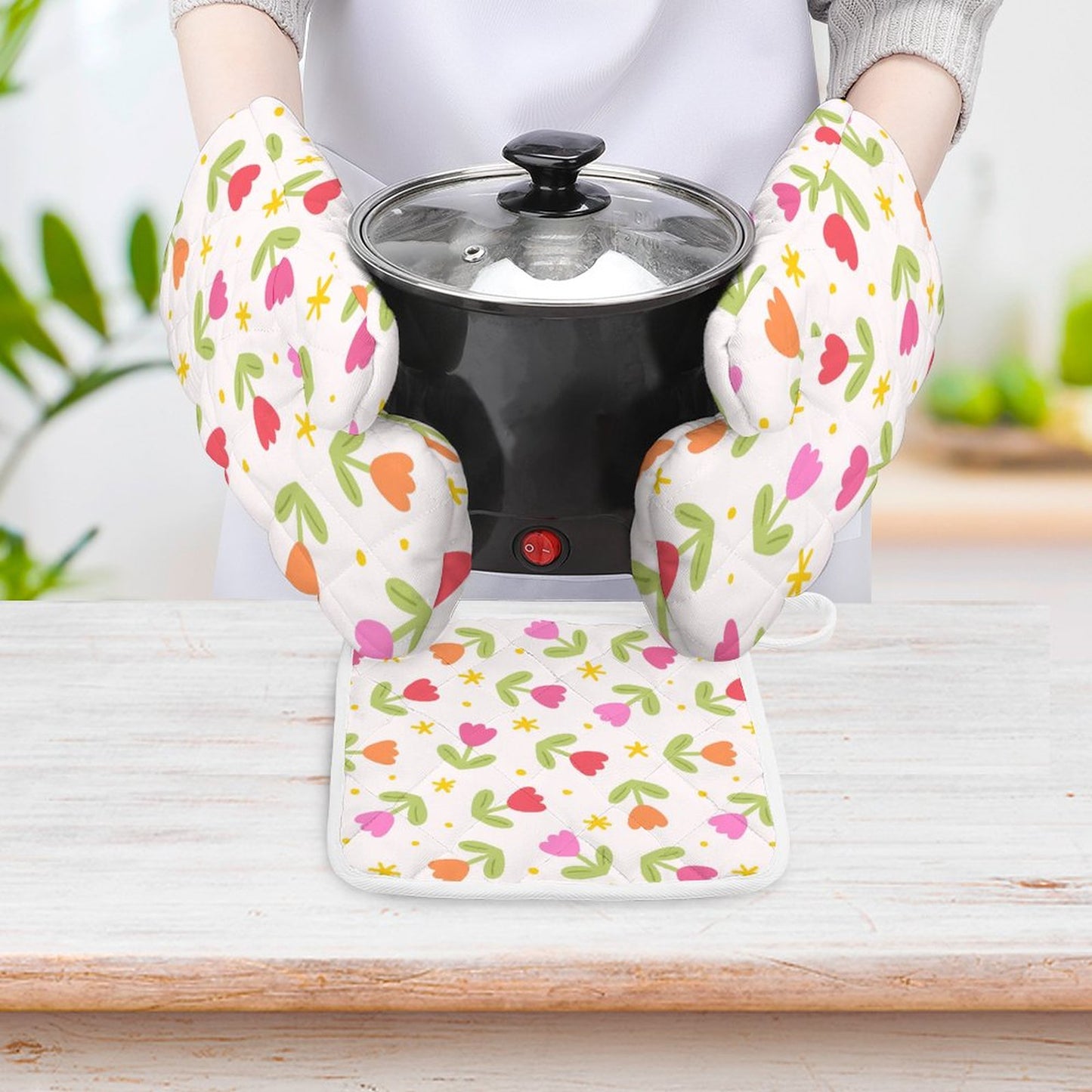 Oven Mitts & Pot Holder Set of 3 Tulips