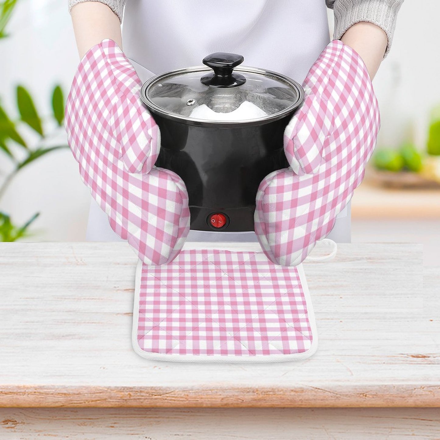 Oven Mitts & Pot Holder Set of 3 - Pink stripes