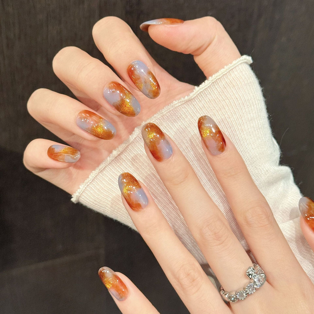365nails: "Amber Sunset" – Agate Marble Handmade Short Square Nails – Image 3